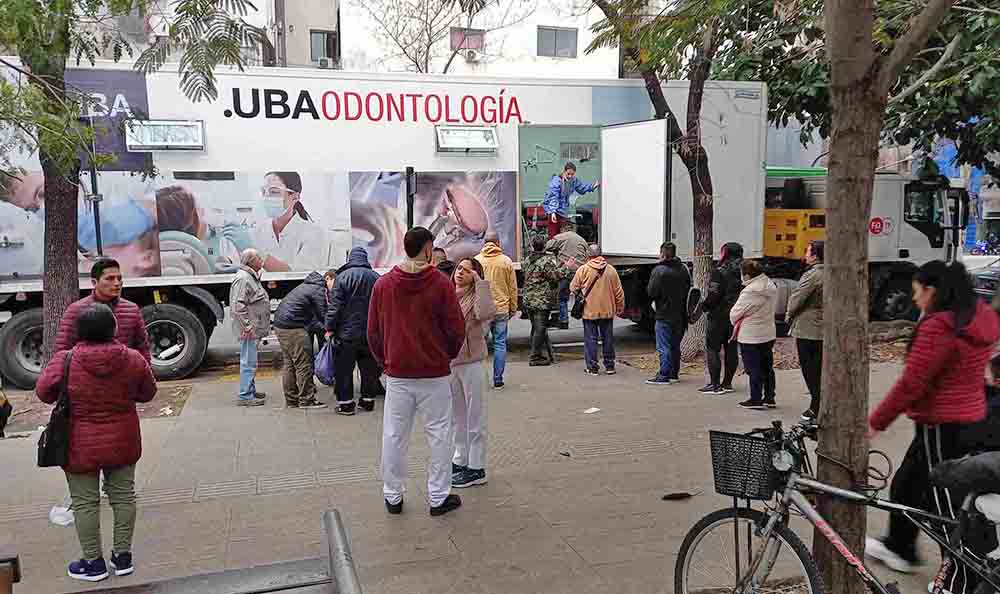 La UBA realizará una jornada de 24 horas de atención gratuita en Plaza Houssay como forma de protesta