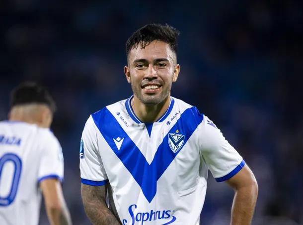 El Fortín ganó con lo justo en Liniers y mantiene la punta