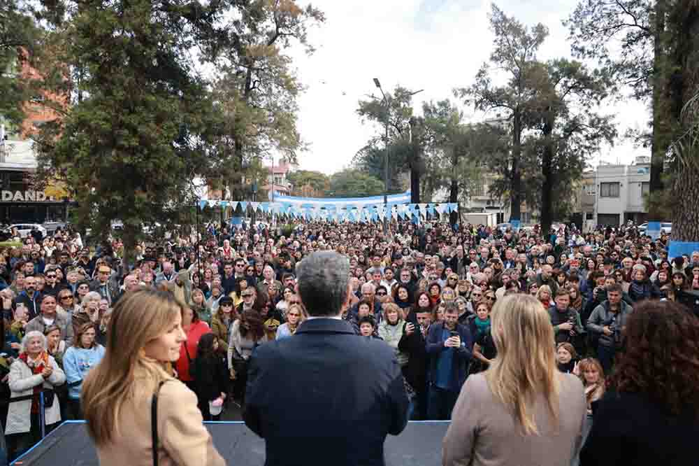 25 de Mayo: recuperan el Palacio Ceci y se celebró con una fiesta en Villa Devoto