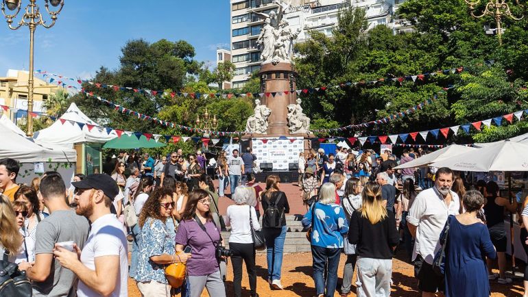Un rincón de París en Buenos Aires: vuelve la Feria Francesa al Rosedal de Palermo