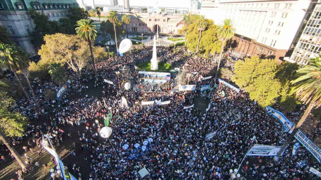 Marcha Federal Universitaria a Plaza de Mayo: comunidades educativas se movilizan desde Balvanera y Almagro