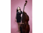 La virtuosa bajista Linda May Han Oh ofrecerá dos noches de jazz en Buenos Aires