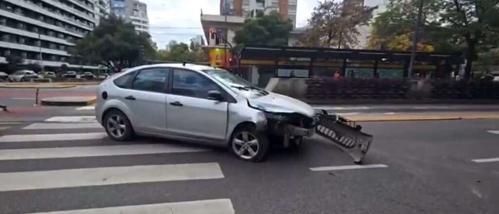 Un joven con alcoholemia positiva chocó en Cabildo y García del Río