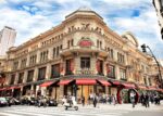 Avanza la restauración de la fachada de Galerías Pacífico