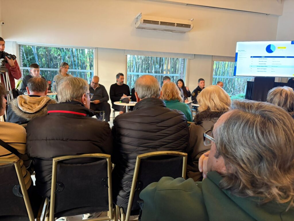 En Saavedra, Jorge Macri no descartó levantar la planta de reciclaje del Parque Goyeneche y dijo que los recitanles continúan en Parque Sarmiento