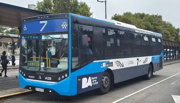 La línea 7 cambiará sus recorridos: abren un foro de participación ciudadana en CABA