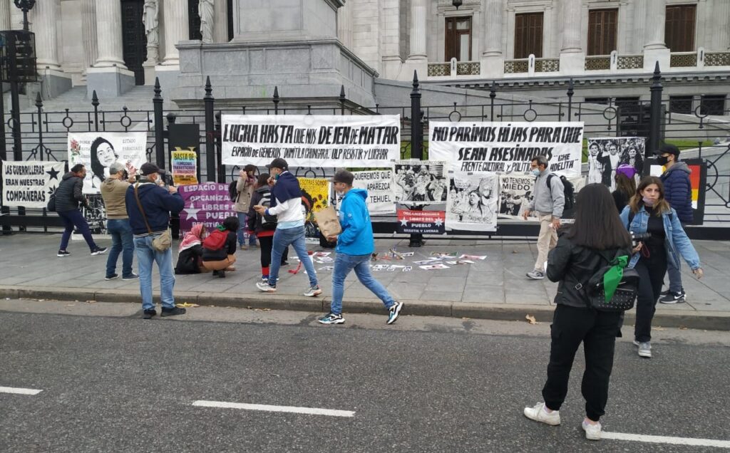 Acto de Ni Una Menos en Congreso: marcha y cortes por Balvanera y alrededores