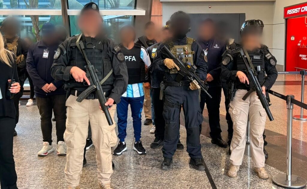 Villa Lugano: expulsaron del país a un integrante del clan narco vinculado a “Dumbo”