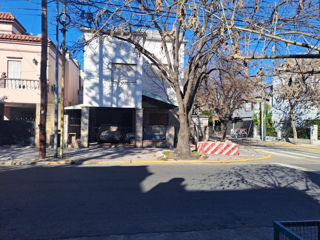 Liniers: vecinos contra la intrusión