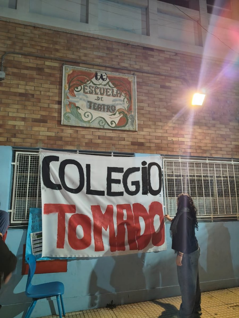 La Escuela Niní Marshall se abraza a la educación pública