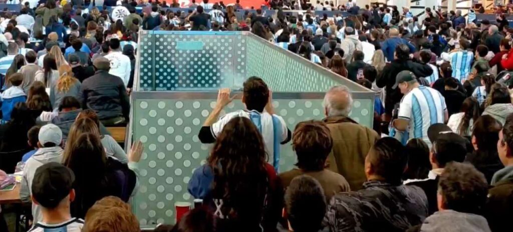 La Zona de Ilusión del Abasto espera a miles de personas para ver la semifinal en pantalla gigante