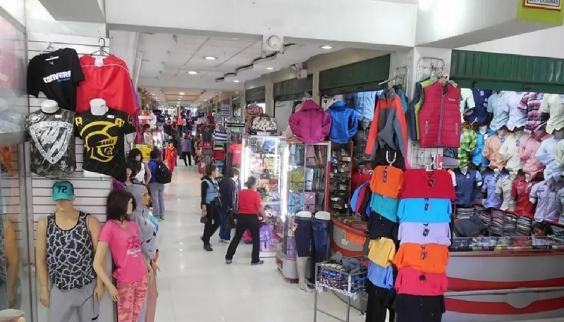 Piden informes por el ingreso de micros de tours de compras a Flores y Floresta