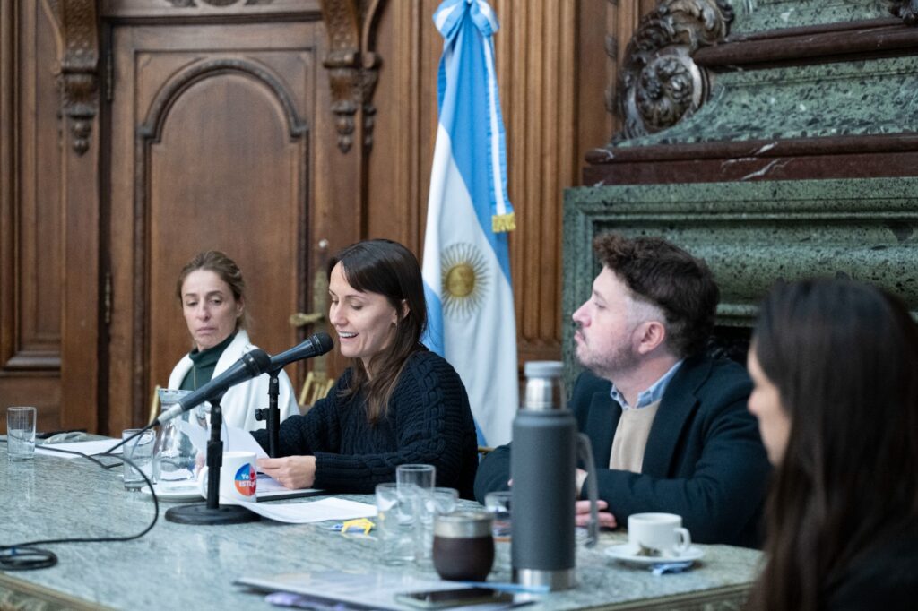 La Legislatura dio un paso para hacer obligatoria la sala de tres años en la Ciudad