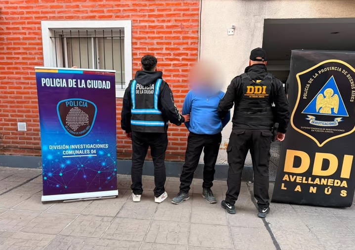 Detuvieron en Avellaneda al conductor acusado de atropellar y abandonar a un motociclista en el Puente Pueyrredón